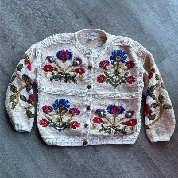 Jennifer Reed Sweaters - Embroidered hand knit Vintage Floral Women's Cardigan - Cream